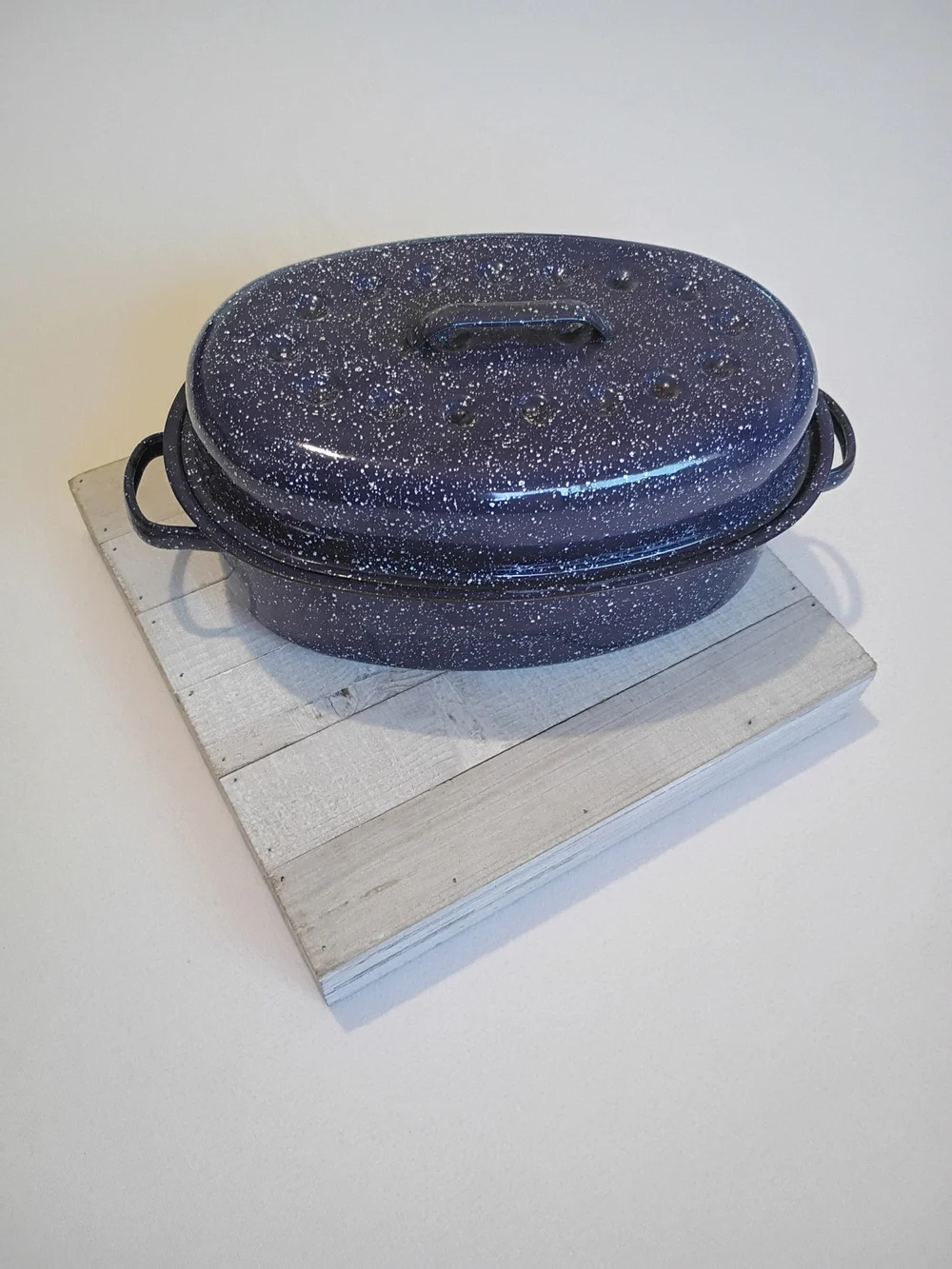 blue speckled enamelware metal oval roasting pan 10 inches